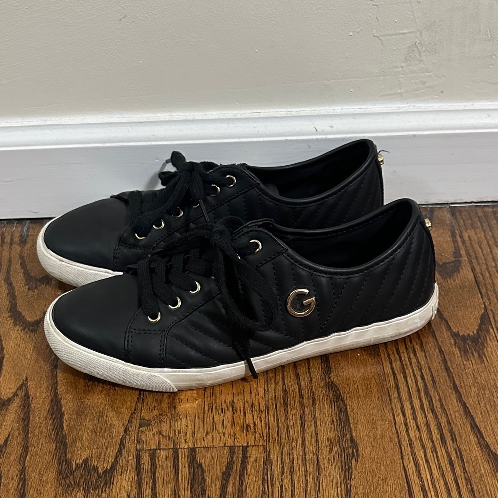 Black Leather Quilted Women's Sneakers size 9